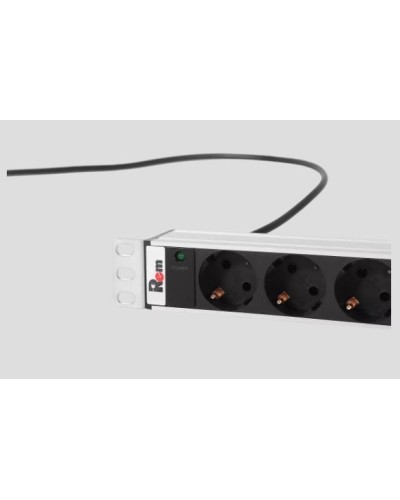 Верт блок розеток Rem-3x16, 3 фазы 16A, инд, 30 S, 1820 мм, вх IEC 309, шнур 3 м R-3x16-30S-I-1820-3-3PN в Петропавловске-Камчатском Блоки розеток Pintop.ru