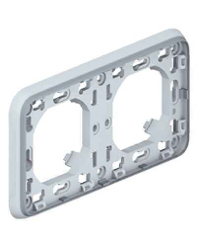 Рамка с суппортом для встроенного монтажа Plexo Legrand 069683 в Петропавловске-Камчатском Аксессуары для кабель-канала Pintop.ru